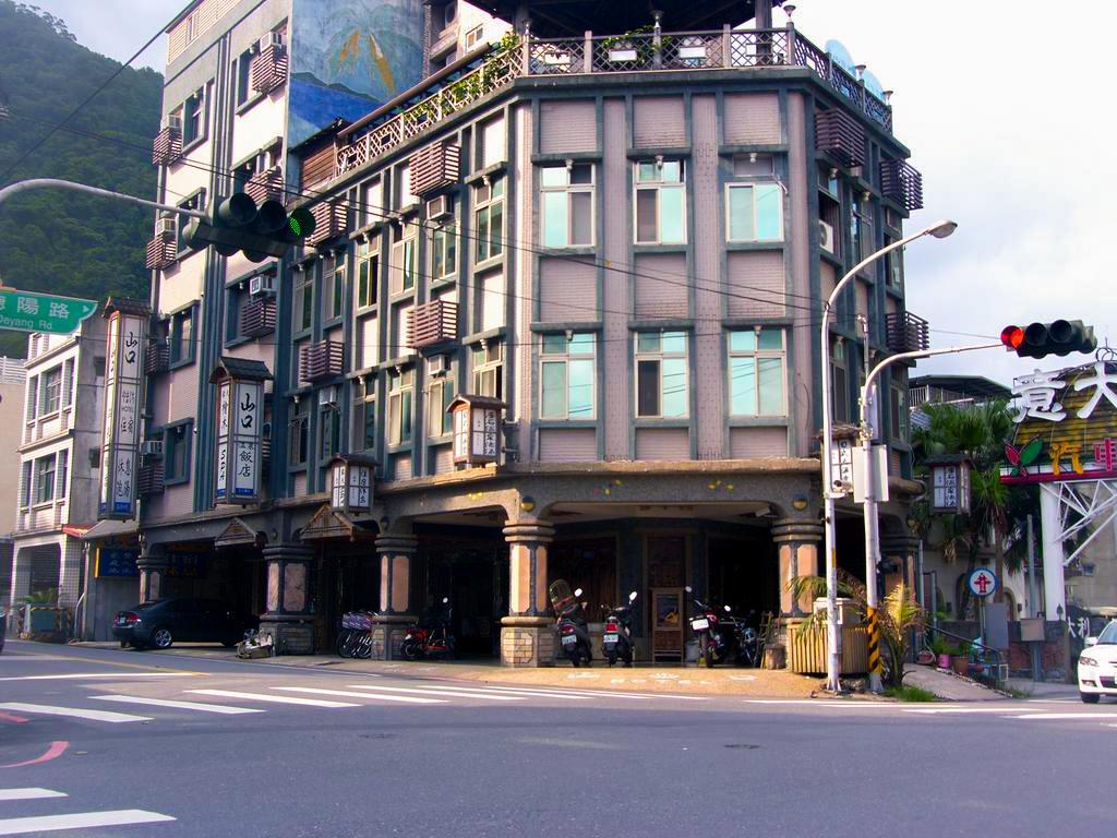 โรงแรมซานโขว ฮอตสปริง เจียวซี ภายนอก รูปภาพ